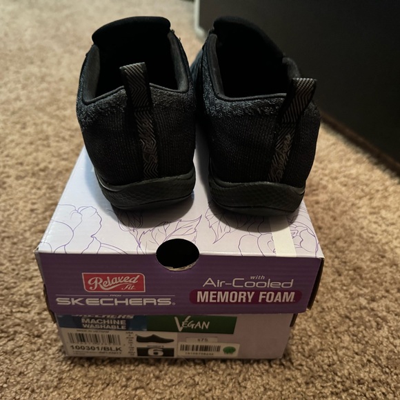 Skechers memory foam slip on black shoes. Super light weight and breathable. - Picture 9 of 12